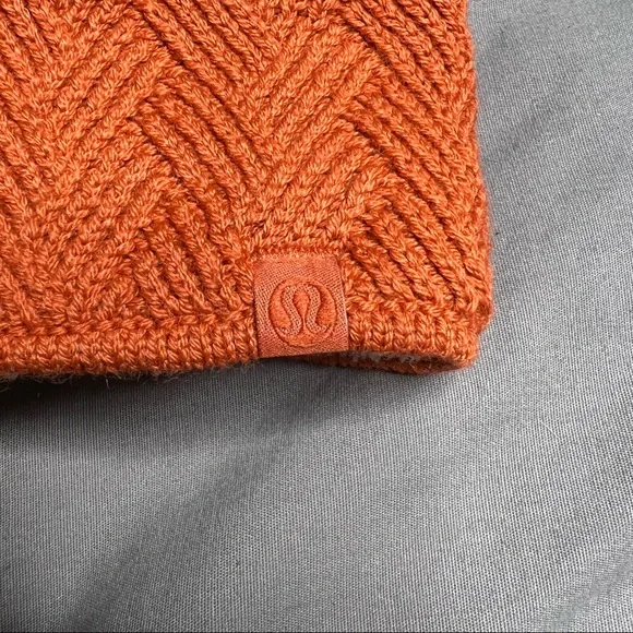 NWT Lululemon Chevron Knit Ear Warmer Canyon Orange (One Size) - Picture 5 of 10